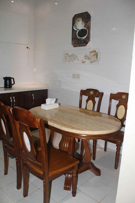 Nozul Al Leqa Apartments Al Kharj Habitación foto
